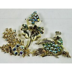 Vintage Crystal Peacock Flower Brooch 3 pcs. Aurora Borealis Rhinestones. 1 Coro